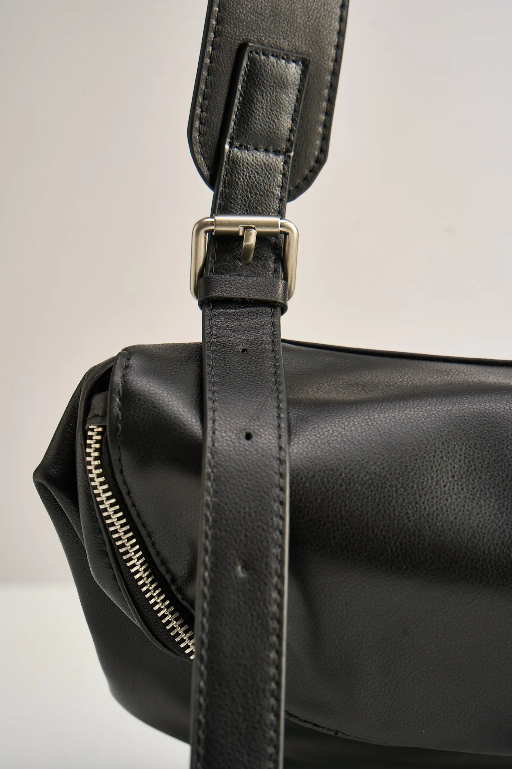 Foreman - Sling Bag - Image 3