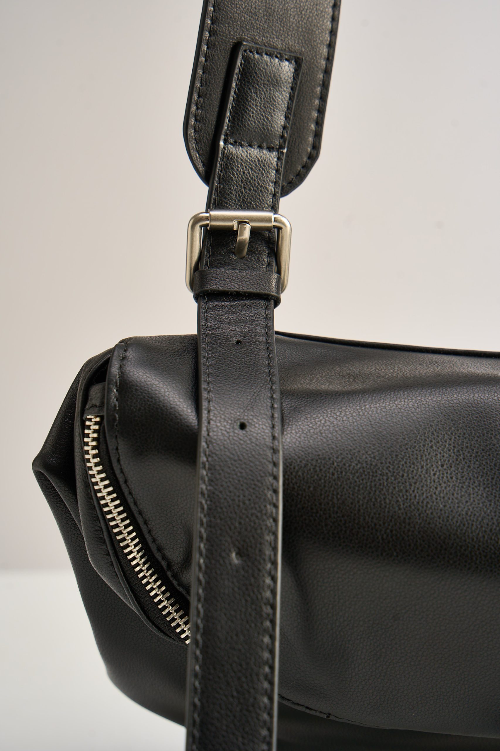 Foreman - Sling Bag - Image 3